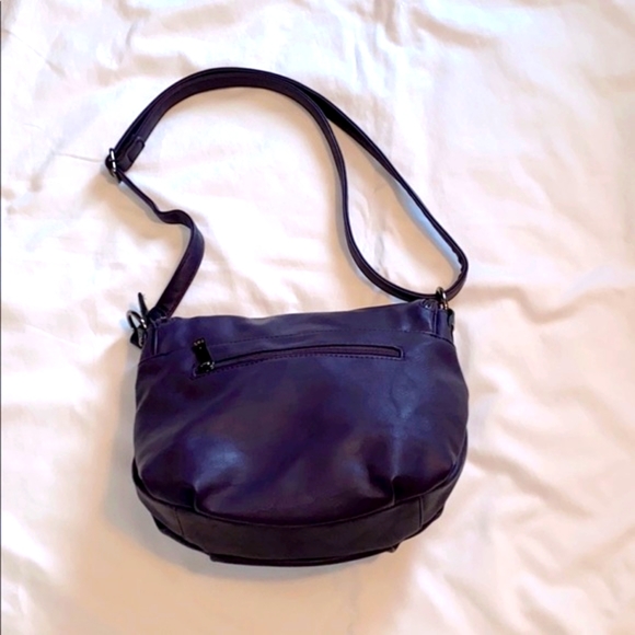 NWOT, flora & co shoulder bag, - Picture 4 of 8